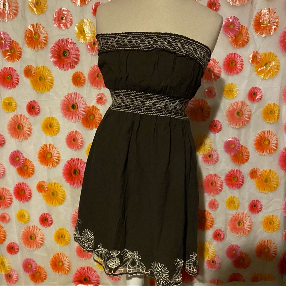 4/$15 Embroidered Elastic Brown Sleeveless Dress